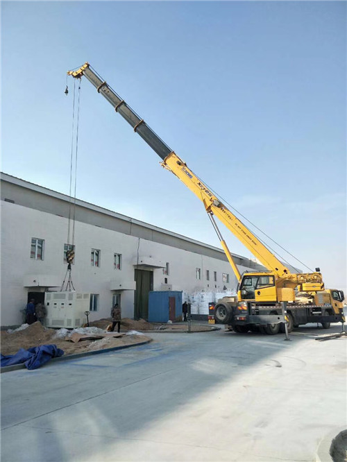 沛县“超载就喊停”—— 吊车的 “重量保镖” 技术